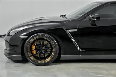2011 Nissan GT-R Premium - Photo 7 - Joliet, IL 60435