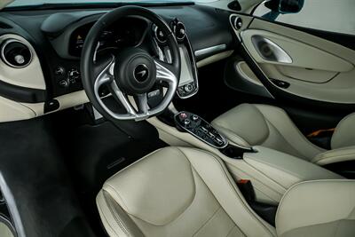 2023 McLaren GT -$231K MSRP-RARE PAINT!   - Photo 24 - Joliet, IL 60435