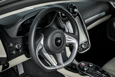 2023 McLaren GT -$231K MSRP-RARE PAINT!   - Photo 28 - Joliet, IL 60435