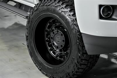 2018 Chevrolet Silverado 2500 High Country   - Photo 4 - Joliet, IL 60435