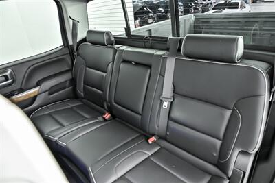 2018 Chevrolet Silverado 2500 High Country   - Photo 26 - Joliet, IL 60435