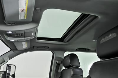 2018 Chevrolet Silverado 2500 High Country   - Photo 25 - Joliet, IL 60435