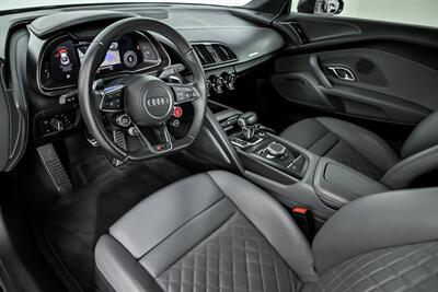 2017 Audi R8 5.2 quattro V10 Plus   - Photo 23 - Joliet, IL 60435