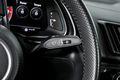 2017 Audi R8 5.2 quattro V10 Plus   - Photo 32 - Joliet, IL 60435