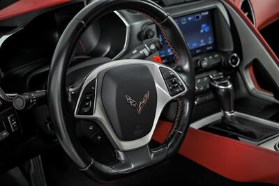 2017 Chevrolet Corvette Stingray 3LT   - Photo 27 - Joliet, IL 60435