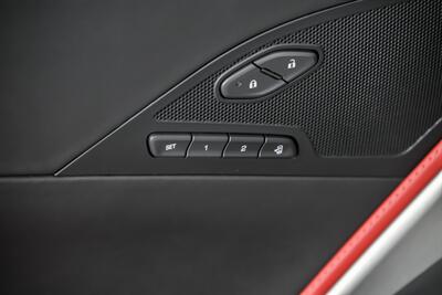 2017 Chevrolet Corvette Stingray 3LT   - Photo 22 - Joliet, IL 60435