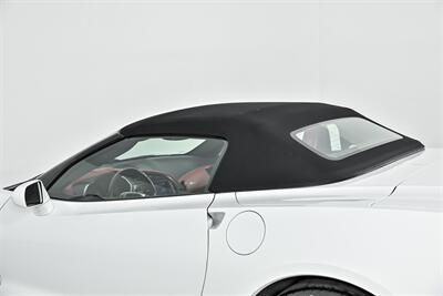 2017 Chevrolet Corvette Stingray 3LT   - Photo 20 - Joliet, IL 60435