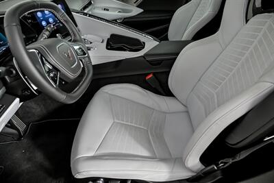 2023 Chevrolet Corvette Stingray   - Photo 22 - Joliet, IL 60435