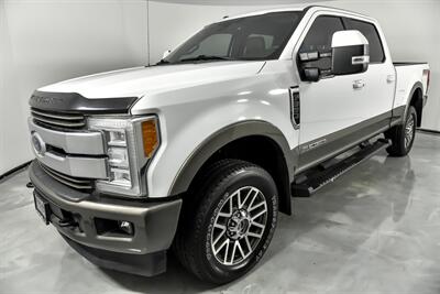 2018 Ford F-350 Super Duty King Ranch   - Photo 6 - Joliet, IL 60435