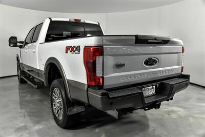 2018 Ford F-350 Super Duty King Ranch   - Photo 9 - Joliet, IL 60435