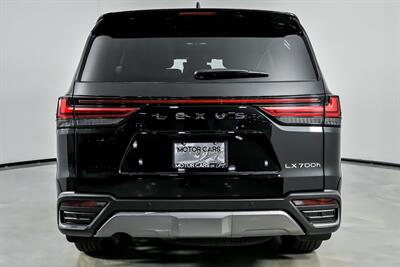 2025 Lexus LX 700h Luxury   - Photo 11 - Joliet, IL 60435