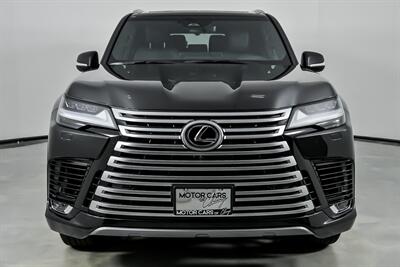 2025 Lexus LX 700h Luxury   - Photo 5 - Joliet, IL 60435