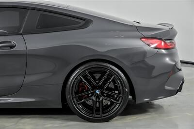 2022 BMW M8 Competition-BIG MSRP-RED CARBON BUCKETS   - Photo 9 - Joliet, IL 60435