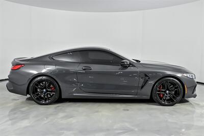 2022 BMW M8 Competition-BIG MSRP-RED CARBON BUCKETS   - Photo 14 - Joliet, IL 60435