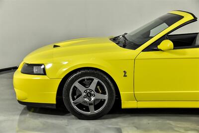 2003 Ford Mustang SVT Cobra   - Photo 10 - Joliet, IL 60435