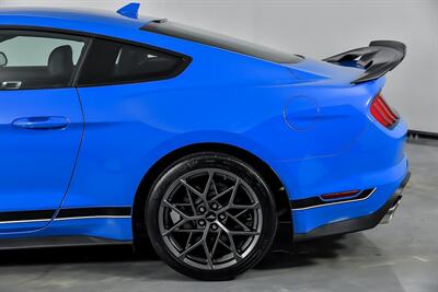 2022 Ford Mustang Mach 1   - Photo 9 - Joliet, IL 60435