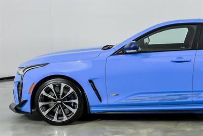 2023 Cadillac CT4-V Blackwing   - Photo 7 - Joliet, IL 60435