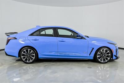 2023 Cadillac CT4-V Blackwing   - Photo 15 - Joliet, IL 60435