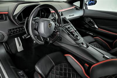 2017 Lamborghini Aventador LP 740-4 S   - Photo 23 - Joliet, IL 60435