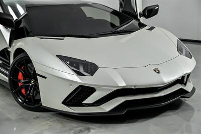 2017 Lamborghini Aventador LP 740-4 S   - Photo 3 - Joliet, IL 60435