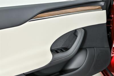 2025 Tesla Model S LONG RANGE   - Photo 18 - Joliet, IL 60435