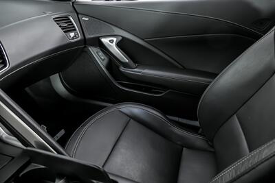 2019 Chevrolet Corvette Z06 2LZ   - Photo 42 - Joliet, IL 60435