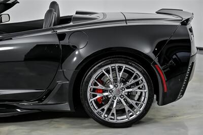 2019 Chevrolet Corvette Z06 2LZ   - Photo 9 - Joliet, IL 60435
