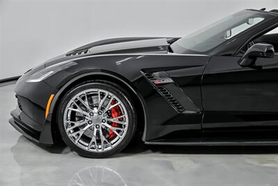 2019 Chevrolet Corvette Z06 2LZ   - Photo 7 - Joliet, IL 60435