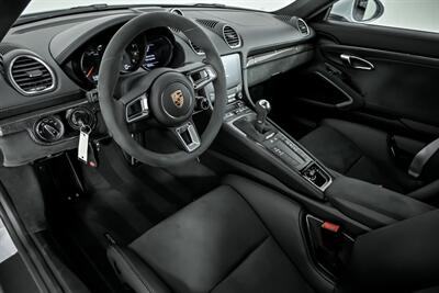 2024 Porsche 718 Cayman GTS 4.0-BUCKET SEATS-MANUAL!   - Photo 19 - Joliet, IL 60435