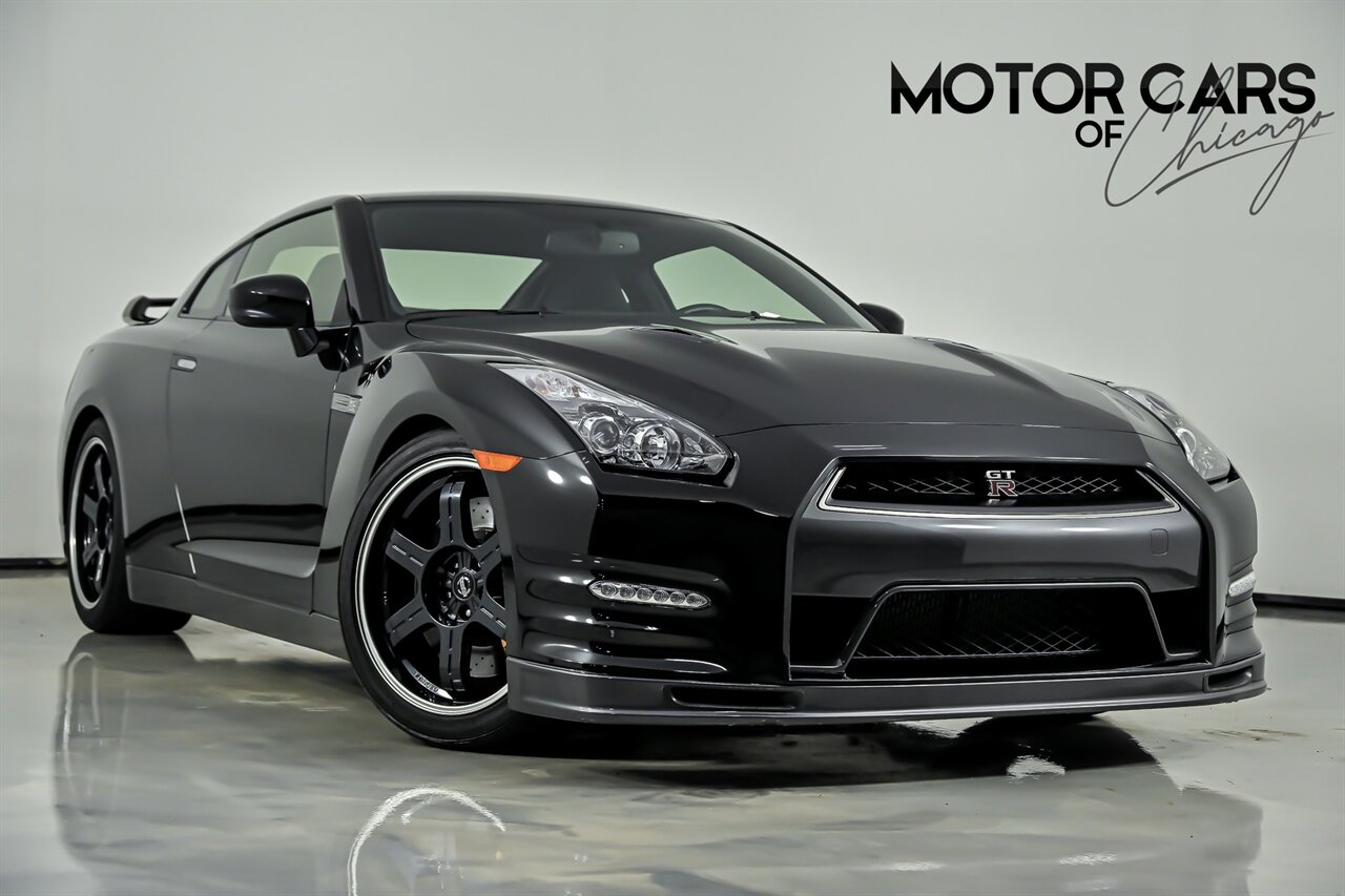 2014 Nissan GT-R