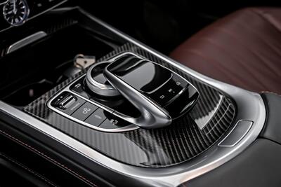2024 Mercedes-Benz AMG G 63-MASSIVE $212K MSRP-MATTE WHITE ON RED   - Photo 39 - Joliet, IL 60435