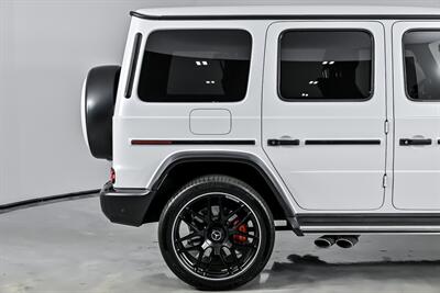 2024 Mercedes-Benz AMG G 63-MASSIVE $212K MSRP-MATTE WHITE ON RED   - Photo 13 - Joliet, IL 60435