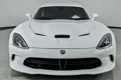 2015 Dodge Viper SRT   - Photo 5 - Joliet, IL 60435