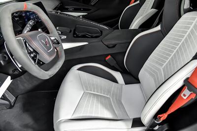 2023 Chevrolet Corvette Stingray   - Photo 25 - Joliet, IL 60435