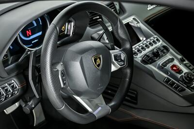 2015 Lamborghini Aventador LP 700-4   - Photo 27 - Joliet, IL 60435