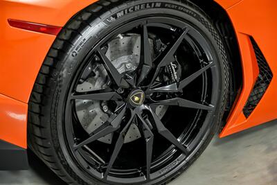 2015 Lamborghini Aventador LP 700-4   - Photo 16 - Joliet, IL 60435