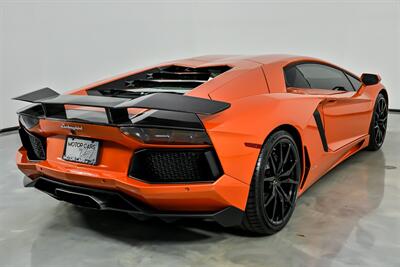2015 Lamborghini Aventador LP 700-4   - Photo 12 - Joliet, IL 60435