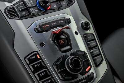 2015 Lamborghini Aventador LP 700-4   - Photo 42 - Joliet, IL 60435