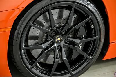 2015 Lamborghini Aventador LP 700-4   - Photo 18 - Joliet, IL 60435
