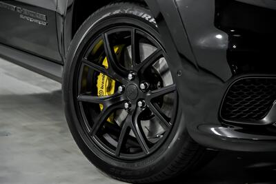 2018 Jeep Grand Cherokee Trackhawk   - Photo 4 - Joliet, IL 60435