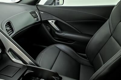 2018 Chevrolet Corvette Z06 2LZ - Photo 35 - Joliet, IL 60435
