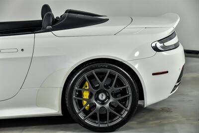 2015 Aston Martin V12 Vantage S Roadster   - Photo 11 - Joliet, IL 60435