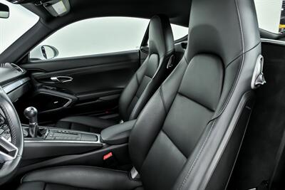 2018 Porsche 718 Cayman S   - Photo 22 - Joliet, IL 60435