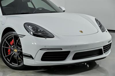 2018 Porsche 718 Cayman S   - Photo 3 - Joliet, IL 60435