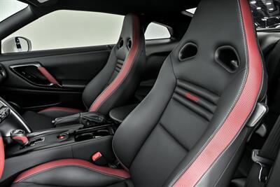 2014 Nissan GT-R Black Edition   - Photo 22 - Joliet, IL 60435