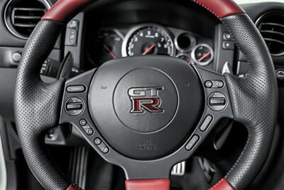 2014 Nissan GT-R Black Edition   - Photo 25 - Joliet, IL 60435
