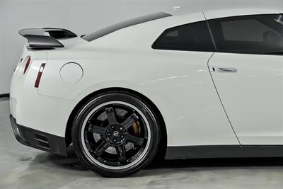 2014 Nissan GT-R Black Edition   - Photo 13 - Joliet, IL 60435