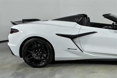 2024 Chevrolet Corvette Z06 2LZ   - Photo 13 - Joliet, IL 60435