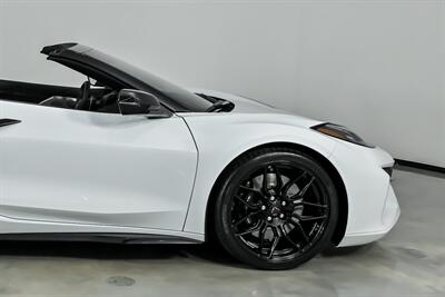 2024 Chevrolet Corvette Z06 2LZ   - Photo 14 - Joliet, IL 60435
