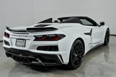 2024 Chevrolet Corvette Z06 2LZ   - Photo 12 - Joliet, IL 60435